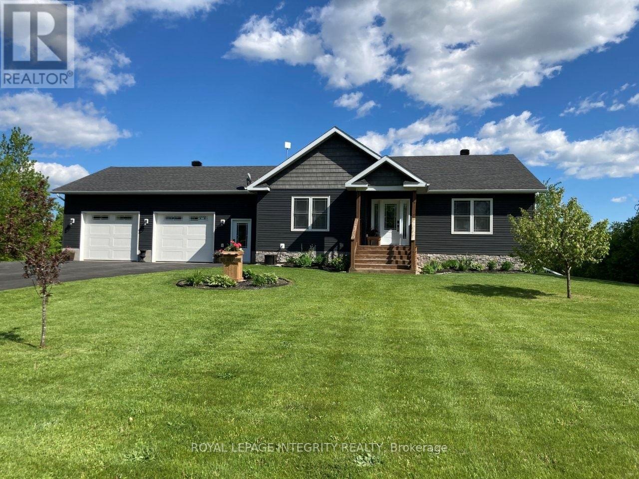 165 BRISTOW DRIVE - 2