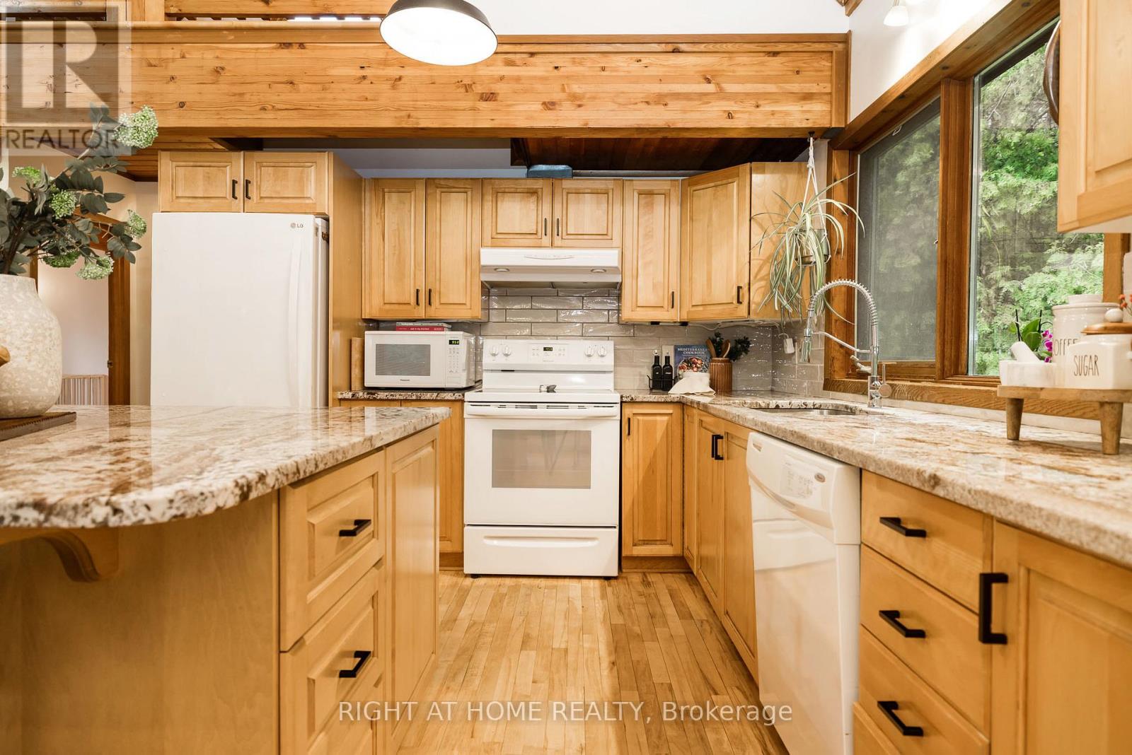 1828 BURNT LANDS ROAD - 16