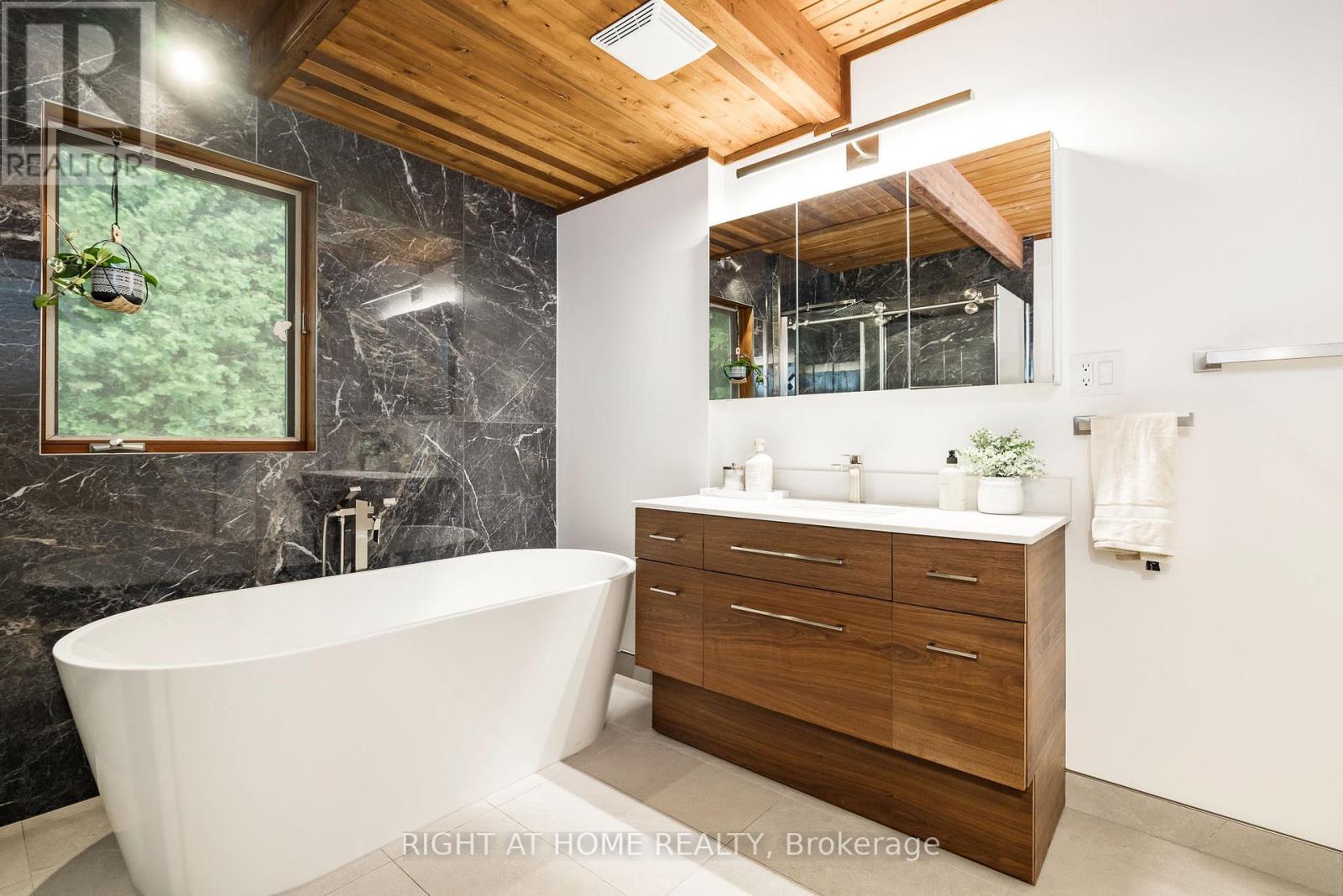 1828 BURNT LANDS ROAD - 23