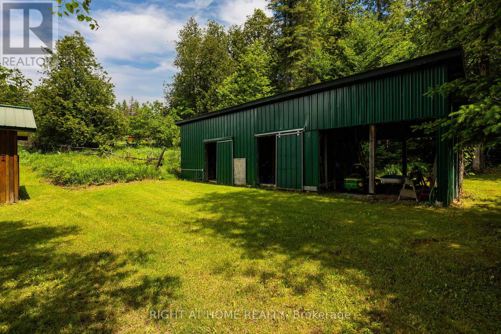 1828 BURNT LANDS ROAD - 37