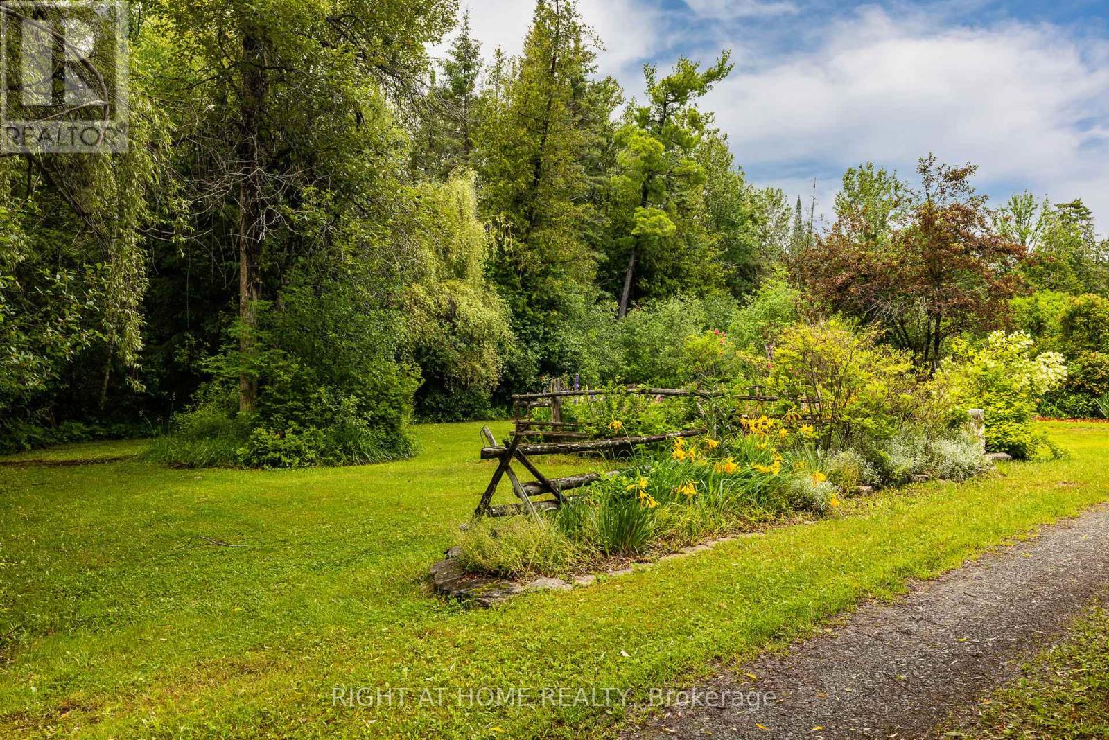 1828 BURNT LANDS ROAD - 43