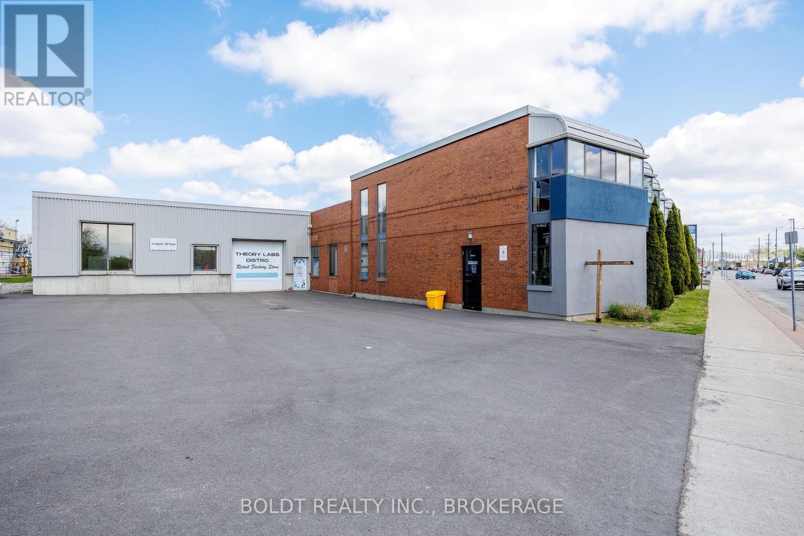 120 - 325 WELLAND AVENUE, St. Catharines (E. Chester) — photo 2