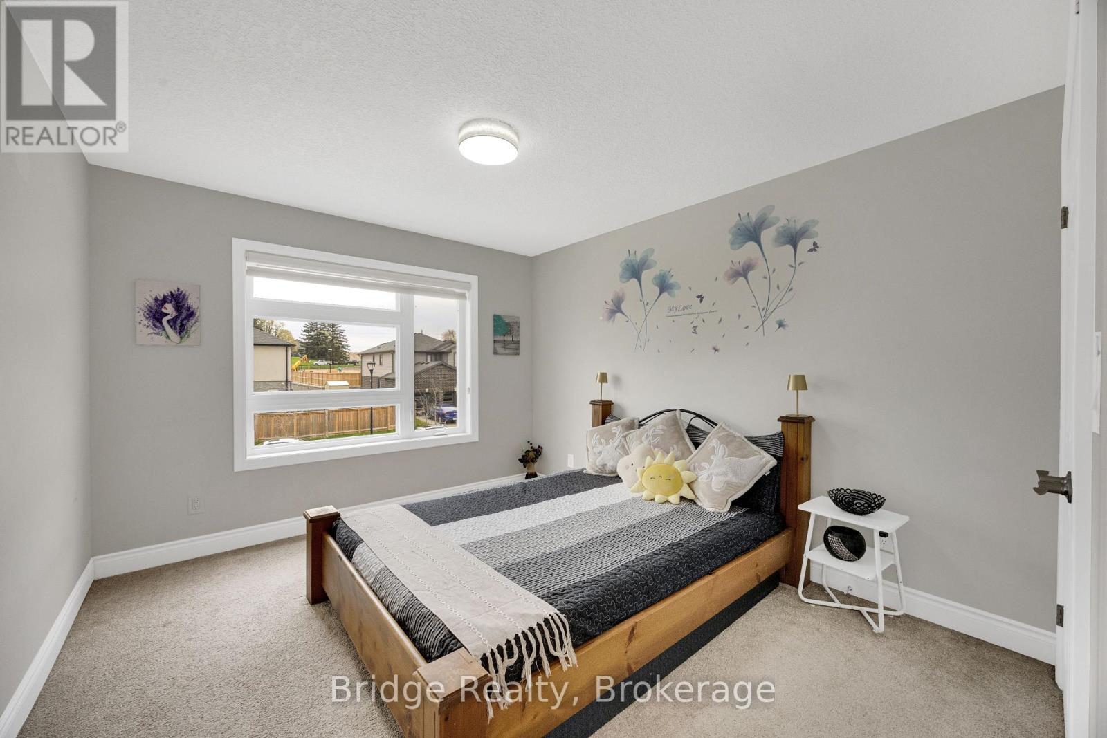 2832 DOYLE DRIVE - 23