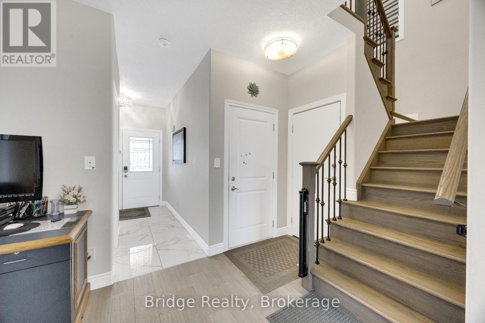 2832 DOYLE DRIVE - 9