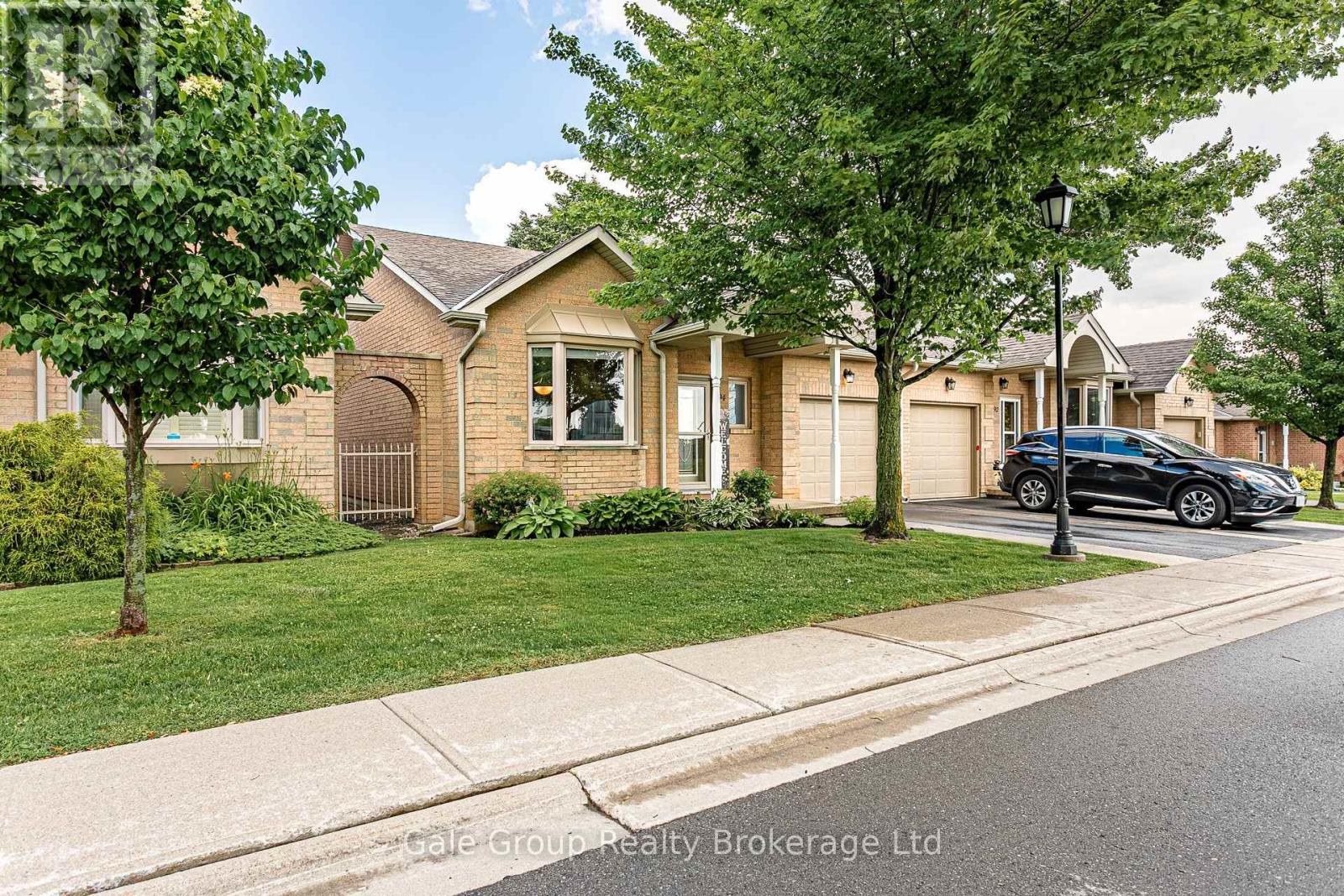 94 GREENTRAIL DRIVE - Image 3