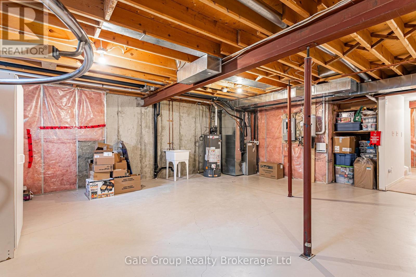 94 GREENTRAIL DRIVE - Image 33