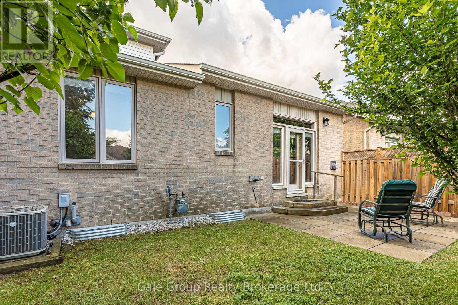 94 GREENTRAIL DRIVE - Image 35