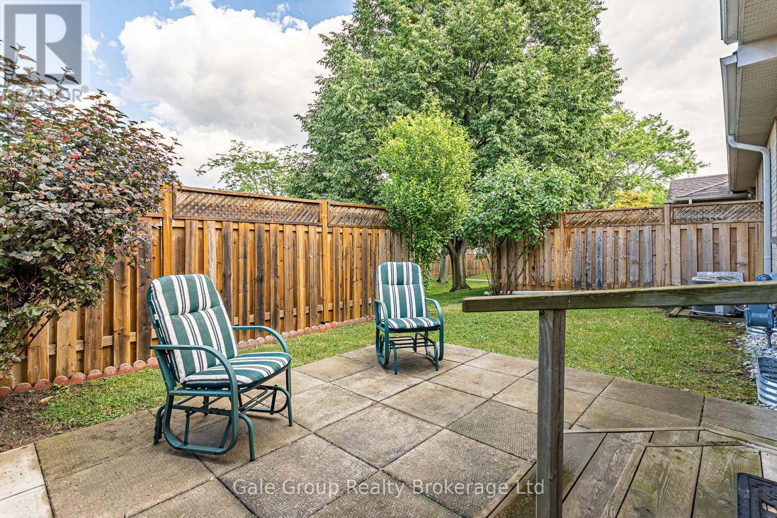 94 GREENTRAIL DRIVE - Image 36