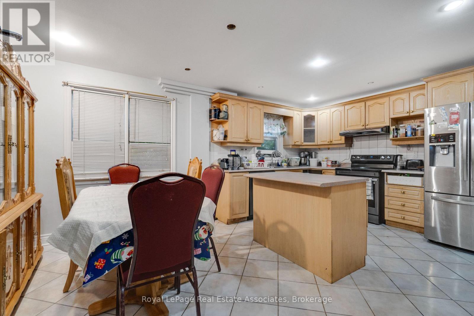5 HOMEVIEW AVENUE - 12