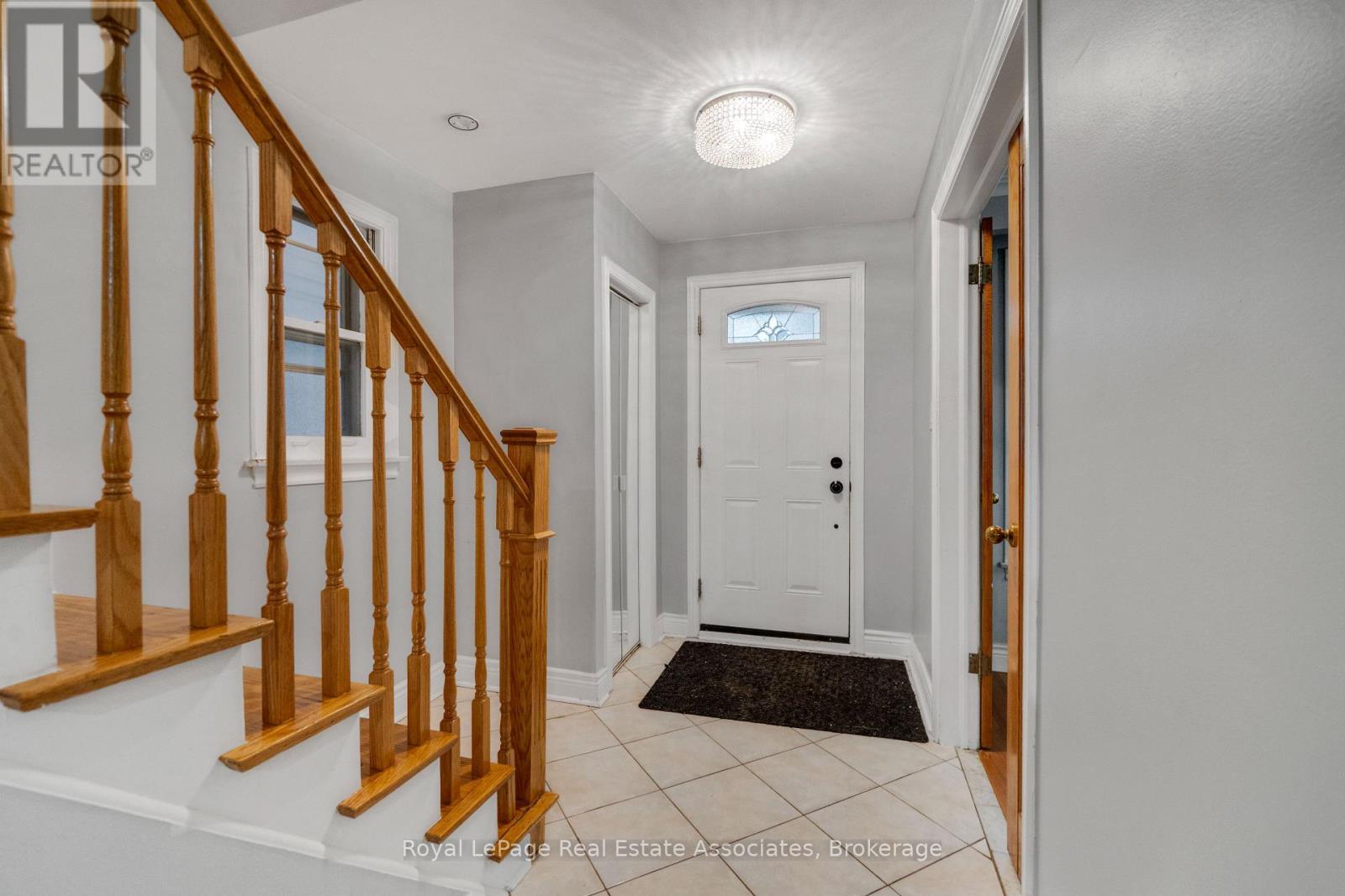 5 HOMEVIEW AVENUE - 8