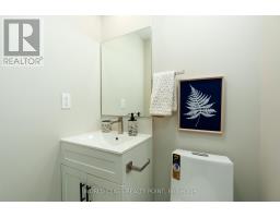 4272 Sawmill Valley Drive, Mississauga, ON L5L3M9 Photo 11