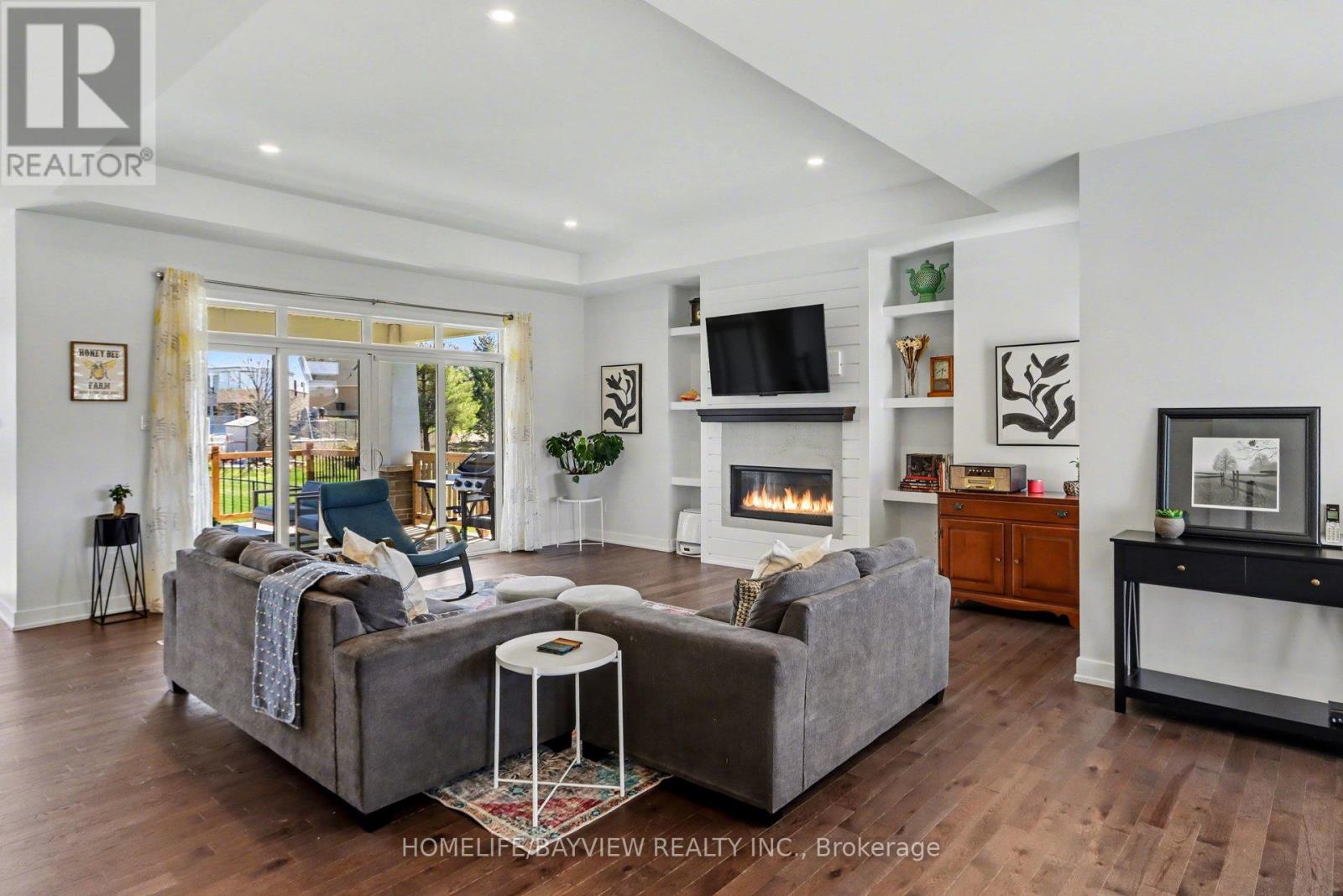 315 AUTUMN MEADOW WAY - 4