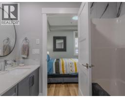 101-4841 School Draw Ave, Yellowknife, NT  Photo 10