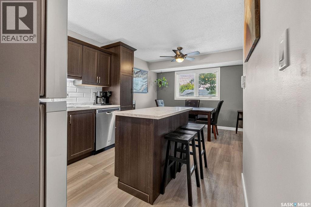 890 Samuels CRESCENT N — photo 11