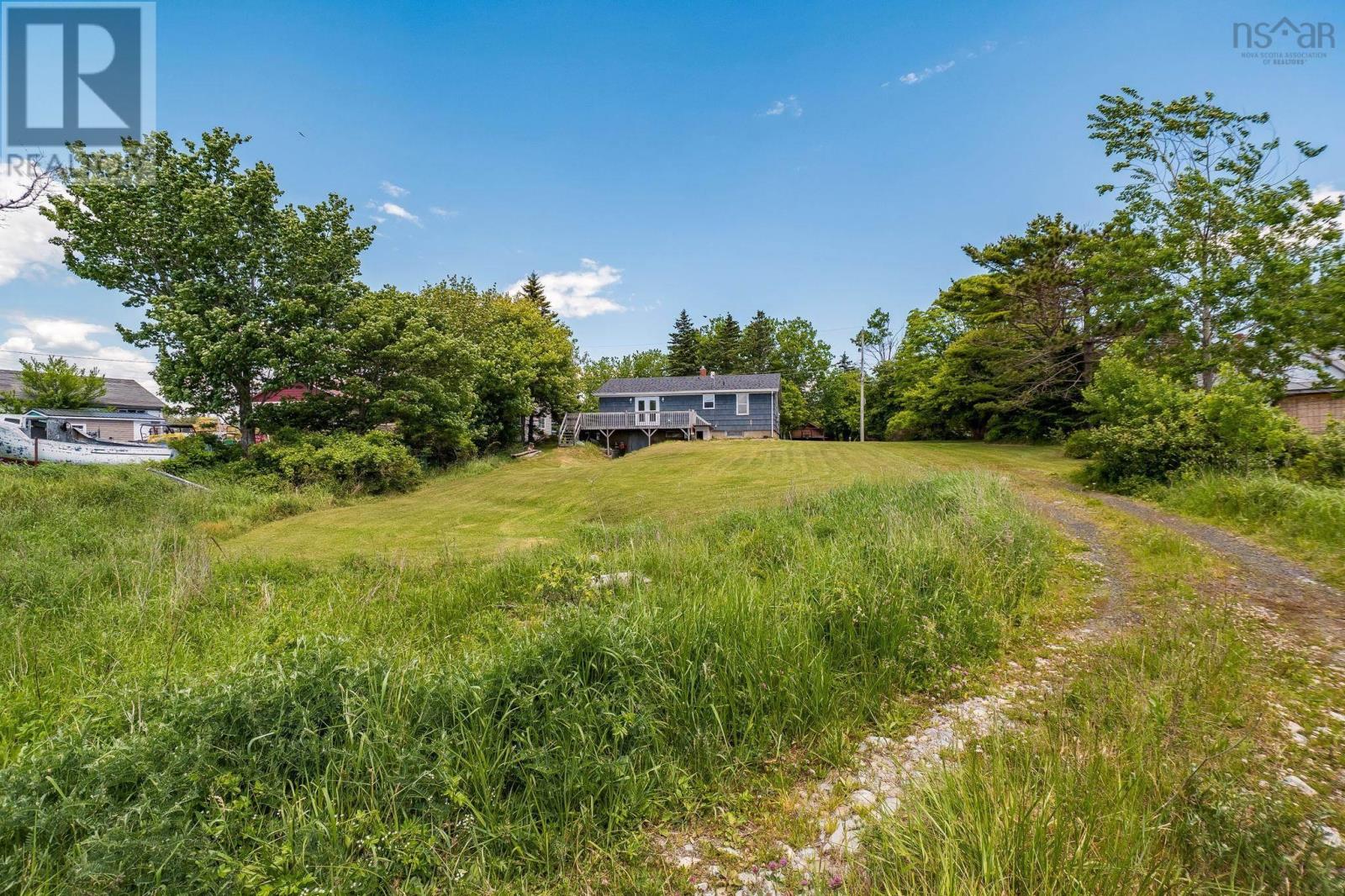 58 Newell Road - 37