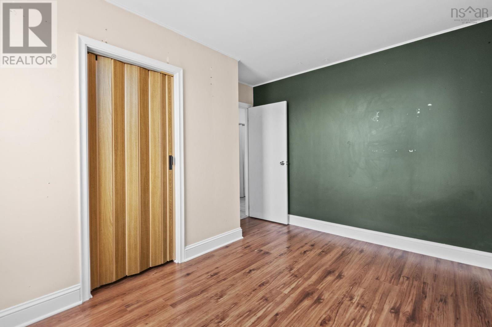 58 Newell Road - 21