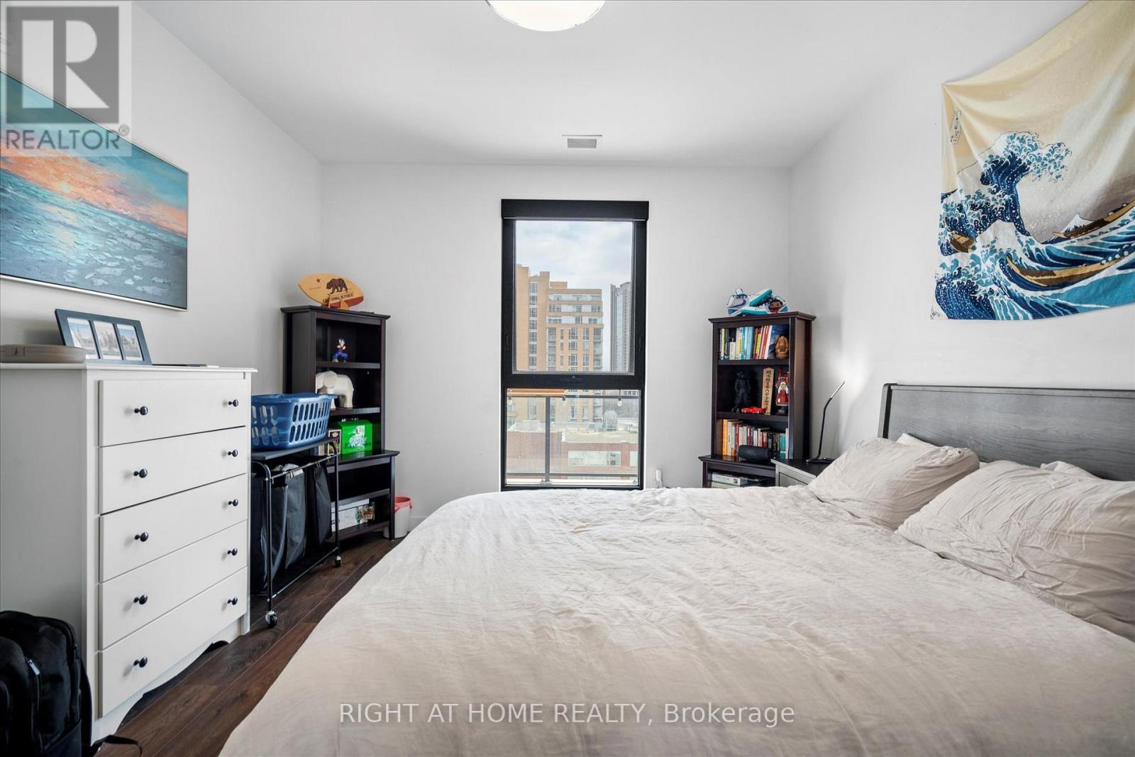 #806 181 KING STREET S - 14