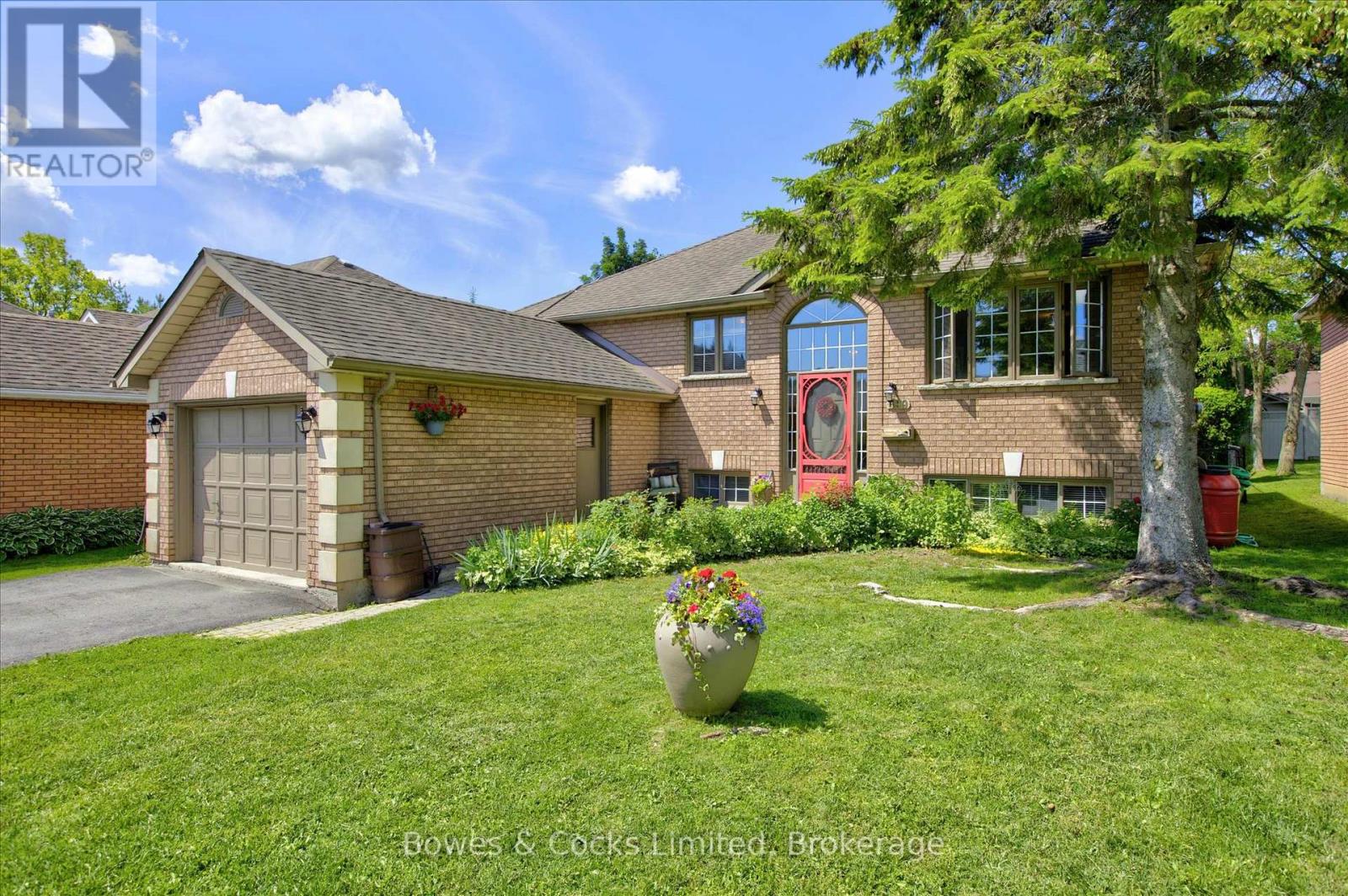 699 FORTYE DRIVE - 3
