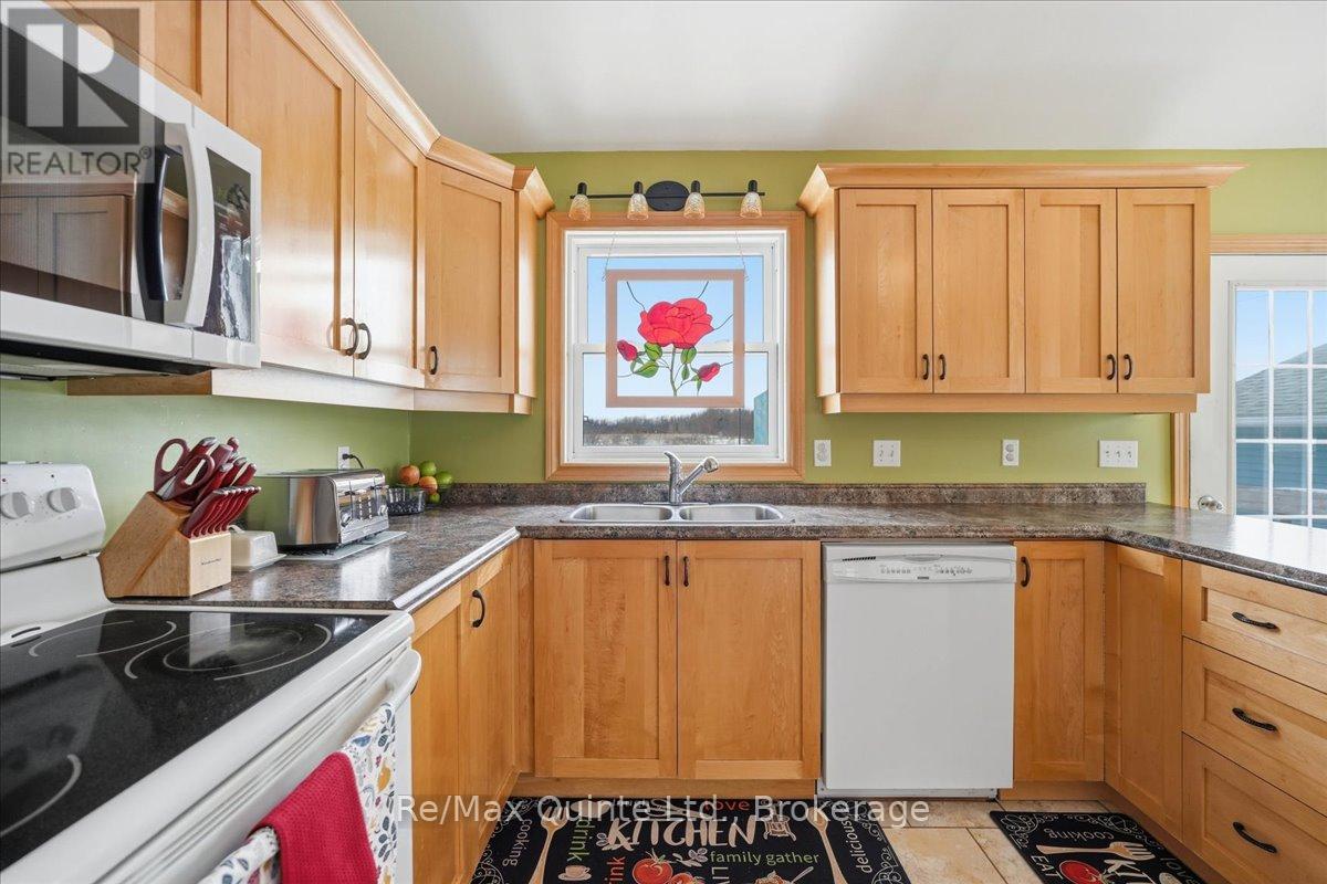 168 SCHOOLHOUSE ROAD - 17