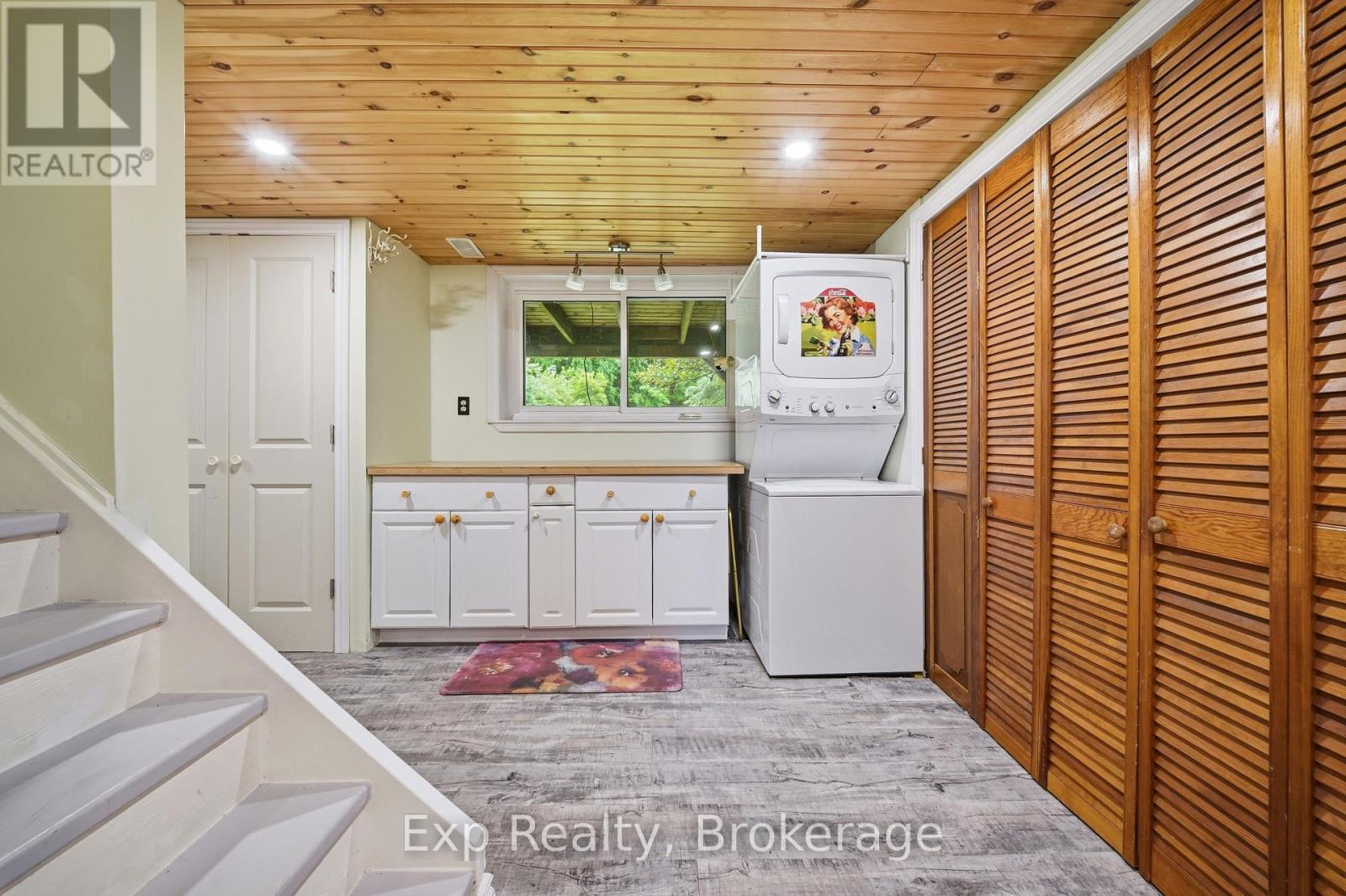 190 BEAVER CREEK ROAD - Image 31