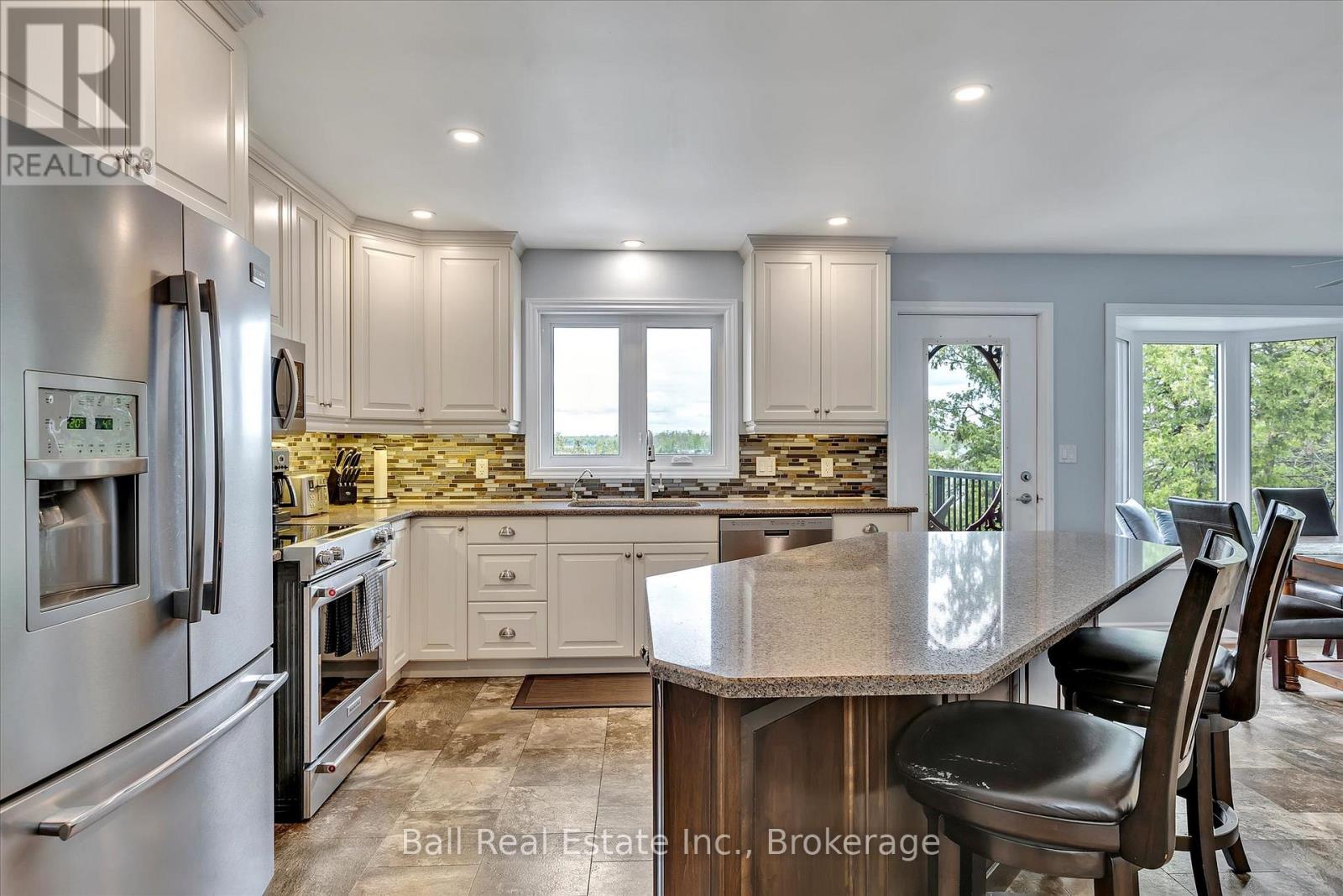110 LAKEVIEW DRIVE - 20