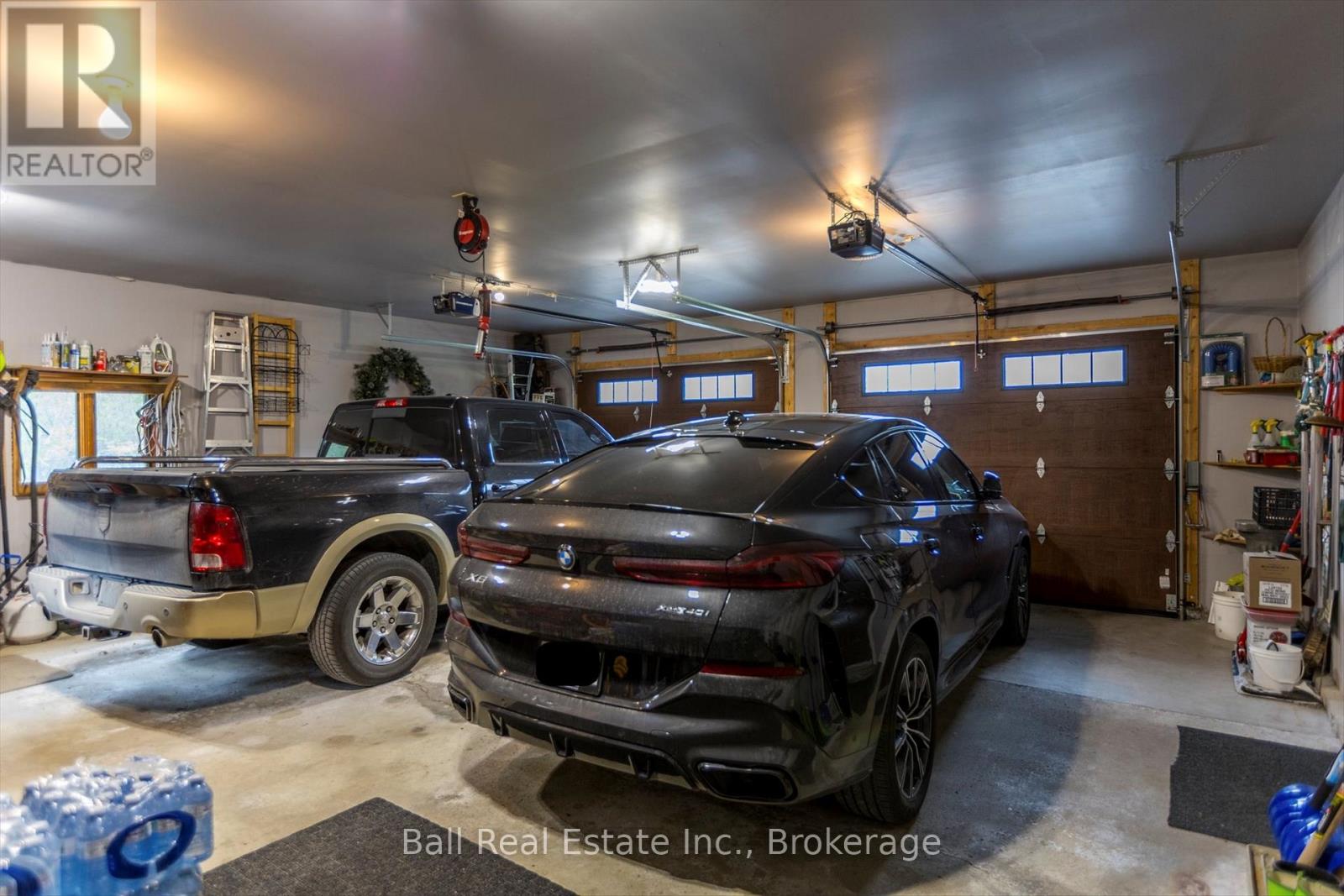 110 LAKEVIEW DRIVE - 46