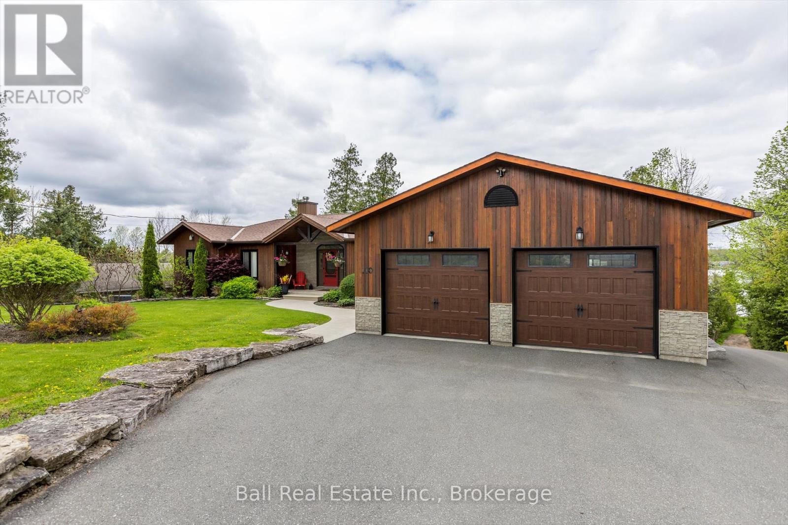 110 LAKEVIEW DRIVE - 8