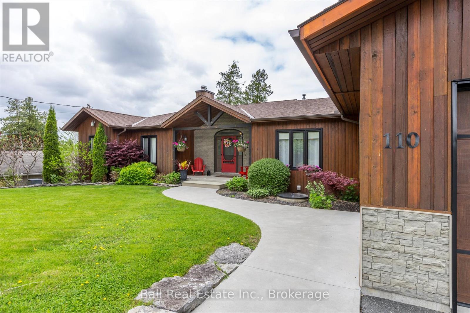 110 LAKEVIEW DRIVE - 9