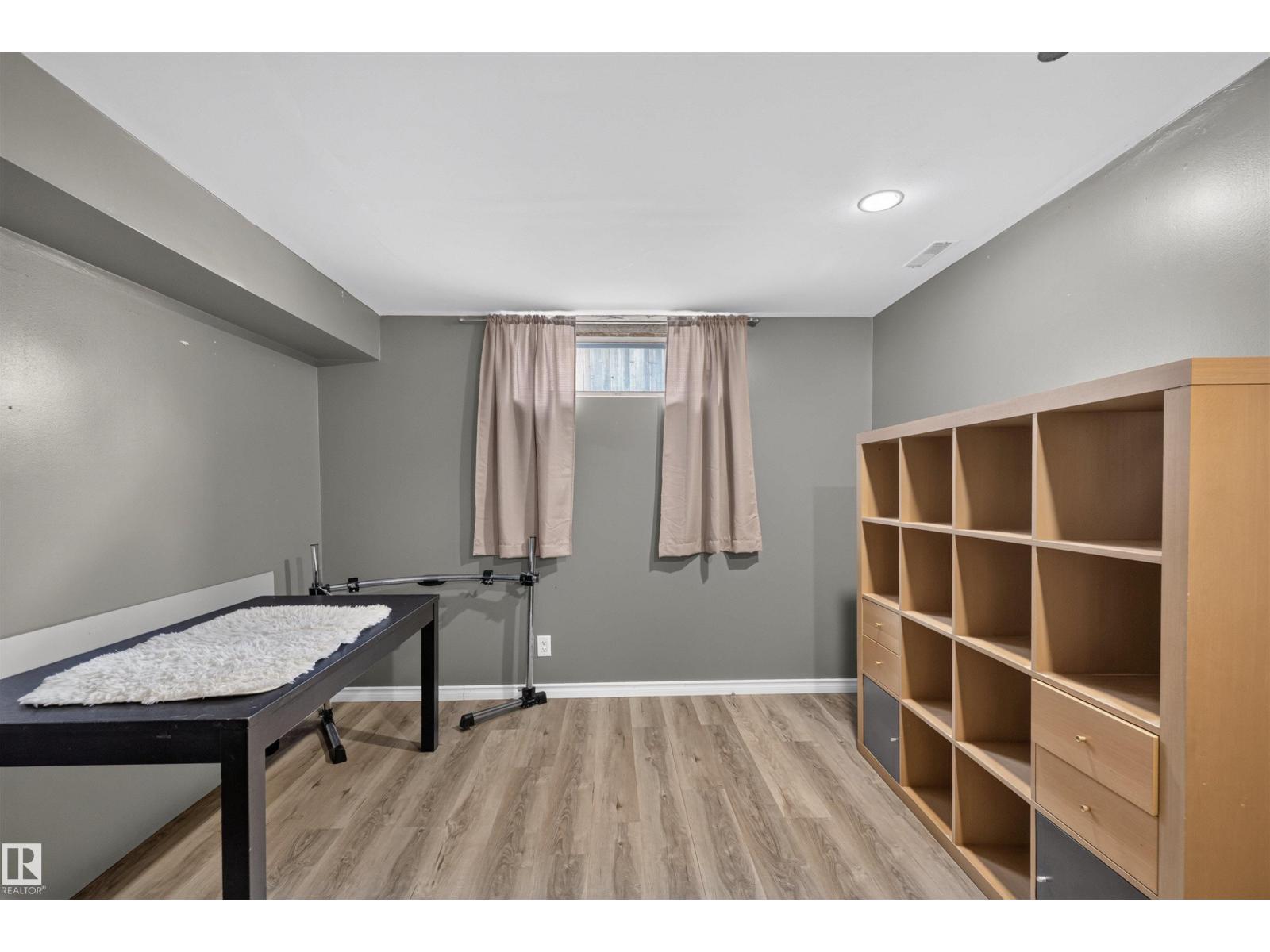 140 Greengrove Ave - 44