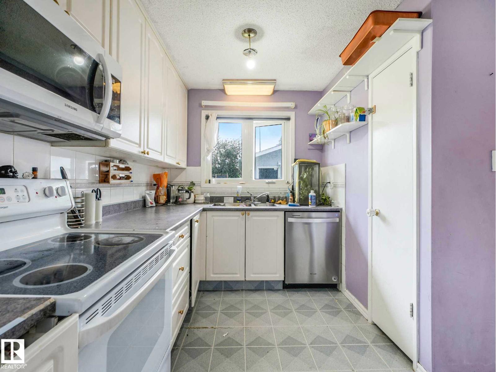 16215 114 ST NW - 10