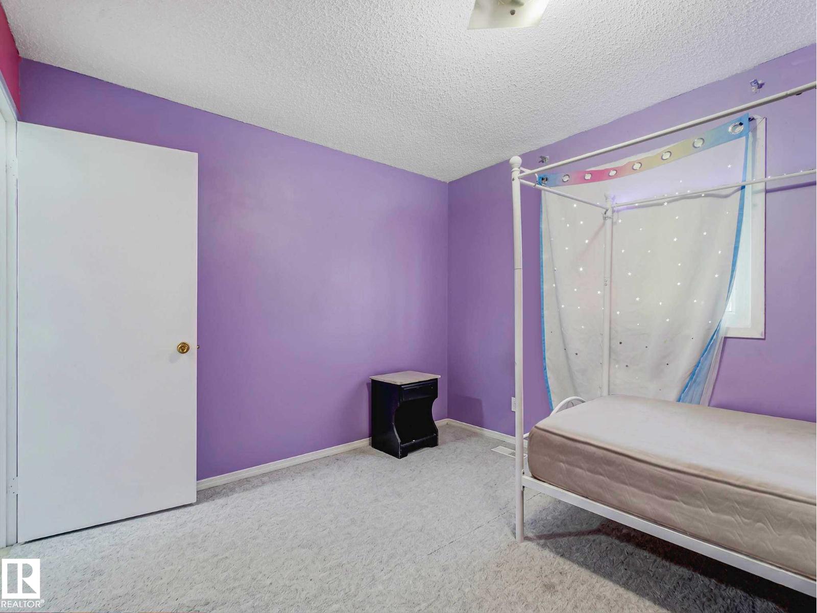 16215 114 ST NW - 18