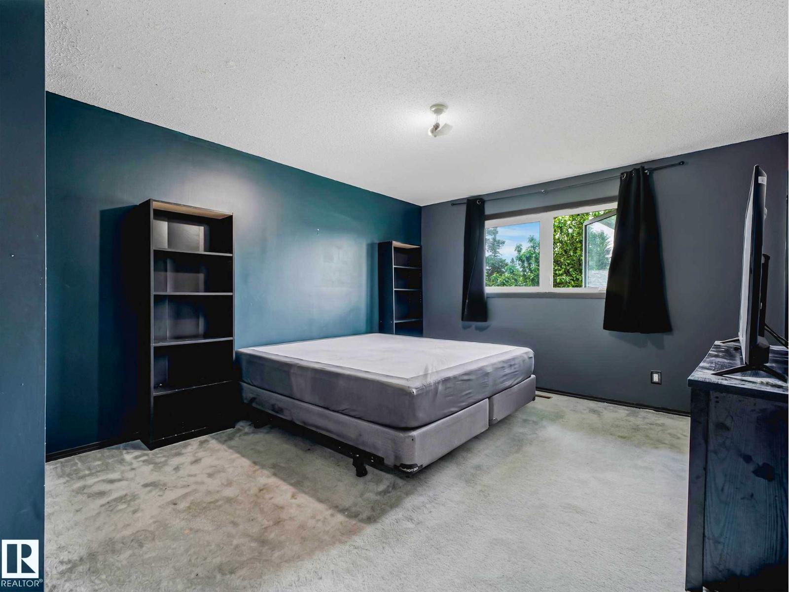 16215 114 ST NW - 19