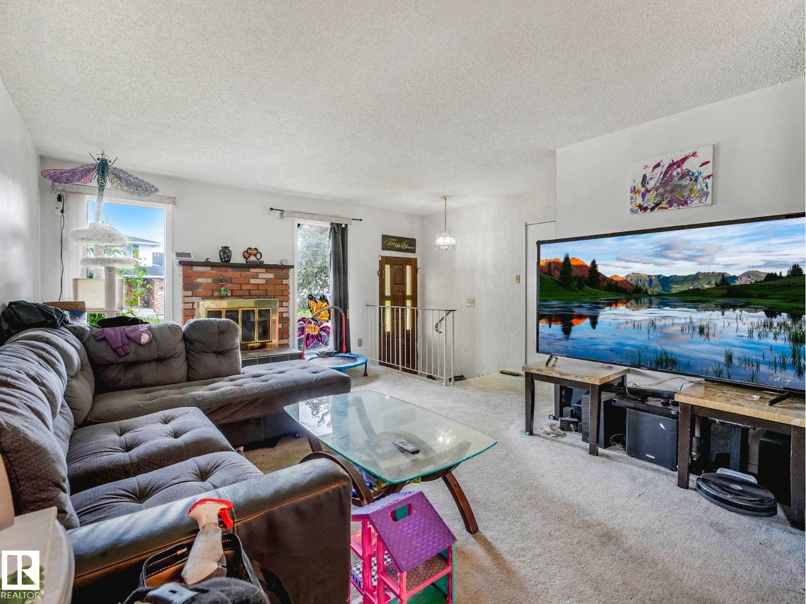 16215 114 ST NW - 4