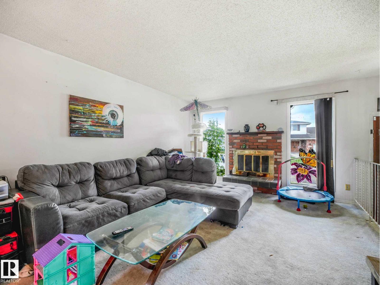 16215 114 ST NW - 5