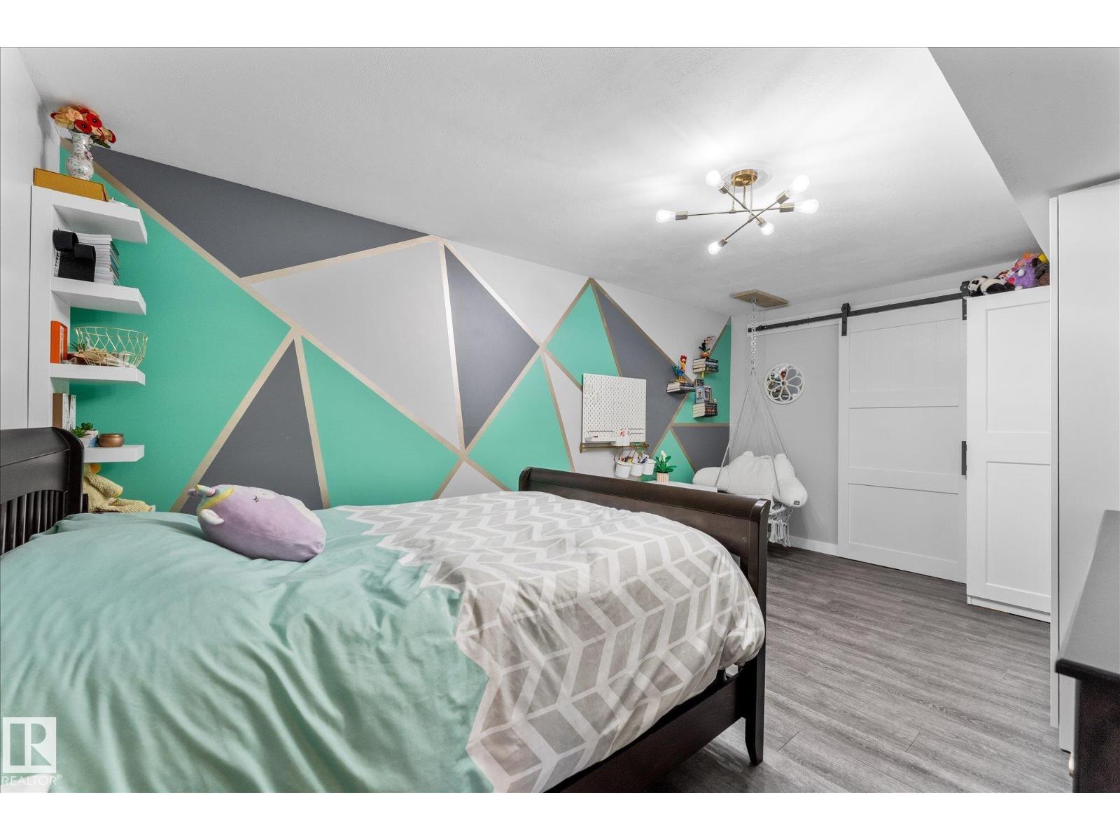 819 Hermitage DR — photo 35