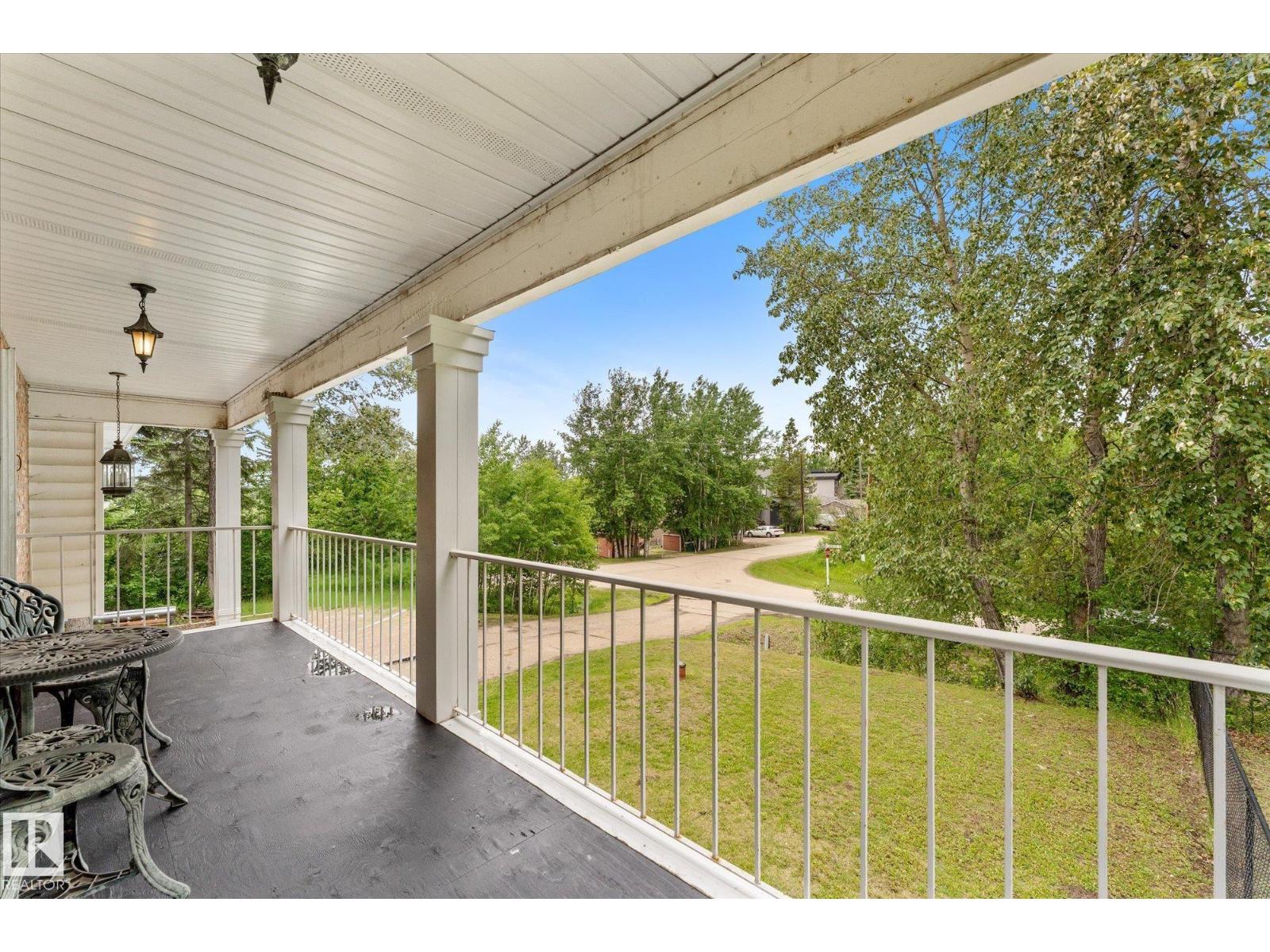819 Hermitage DR — photo 43