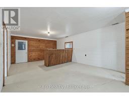 10 Queen Street N, Minto, ON N0G1Z0 Photo 12