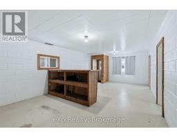 10 Queen Street N, Minto, ON N0G1Z0 Photo 15