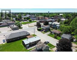 10 Queen Street N, Minto, ON N0G1Z0 Photo 9