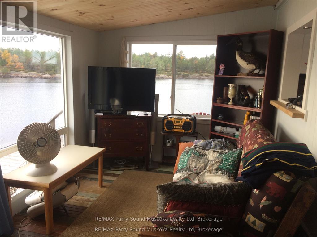 0 PICKEREL RIVER - 12