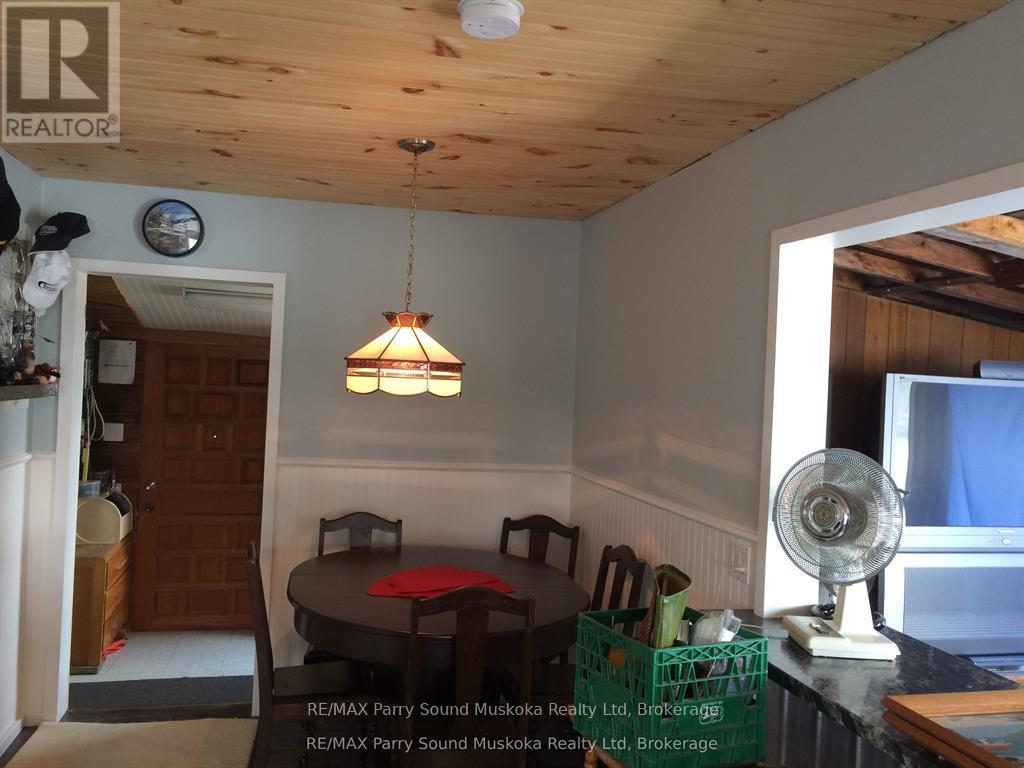 0 PICKEREL RIVER - 19