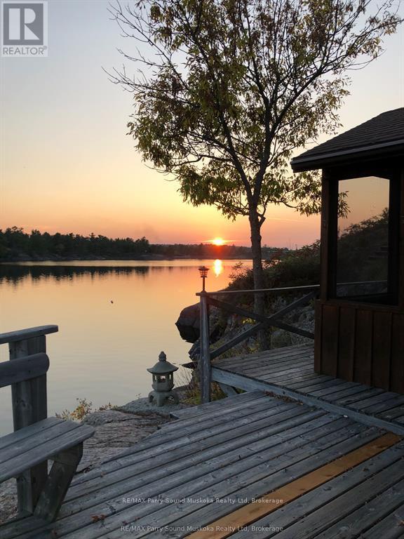 0 PICKEREL RIVER - Image 7