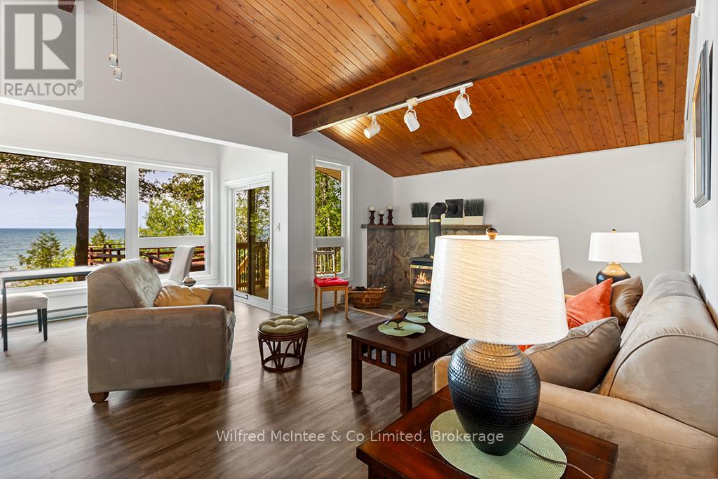 459 BRUCE ROAD 13 - 24