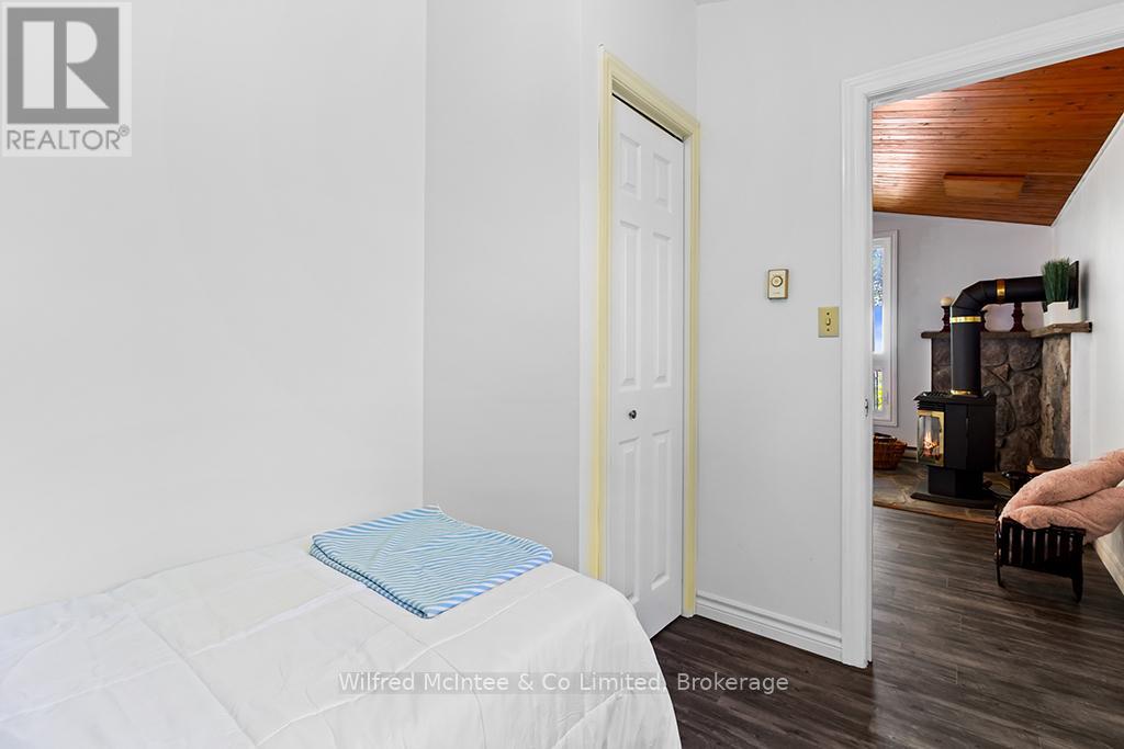 459 BRUCE ROAD 13 - 32