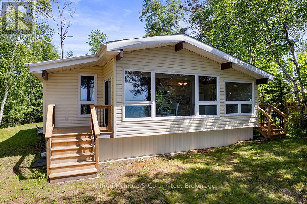 459 BRUCE ROAD 13 - 4