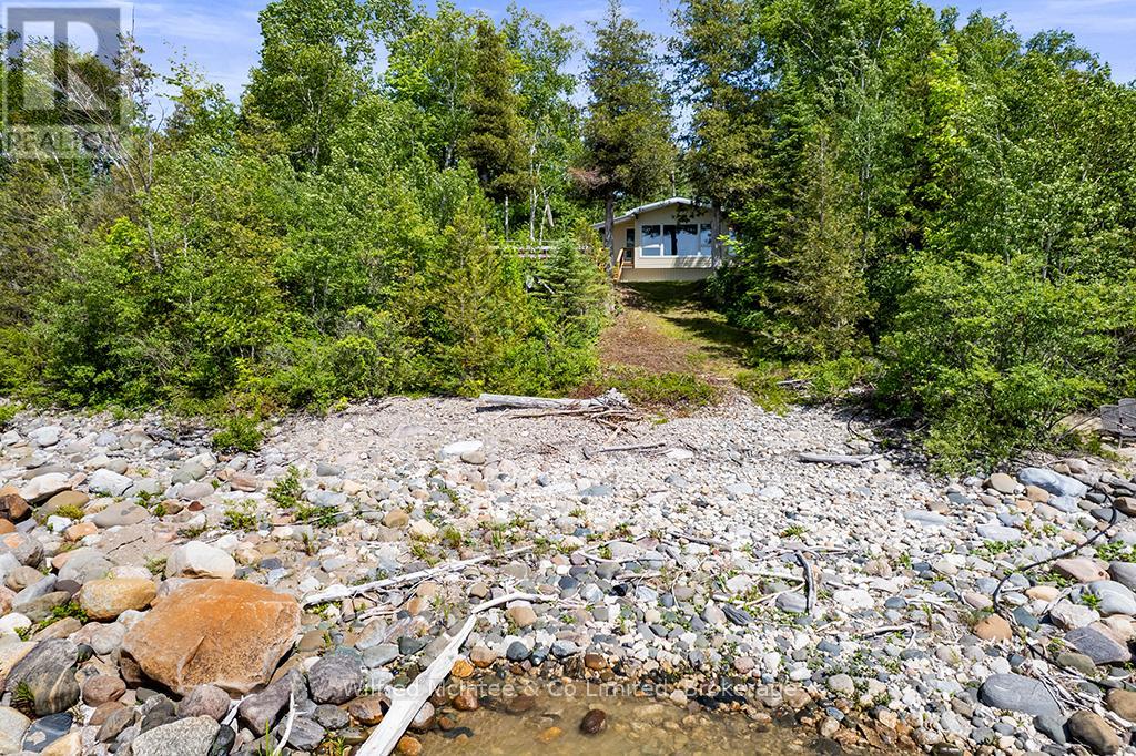 459 BRUCE ROAD 13 - 43