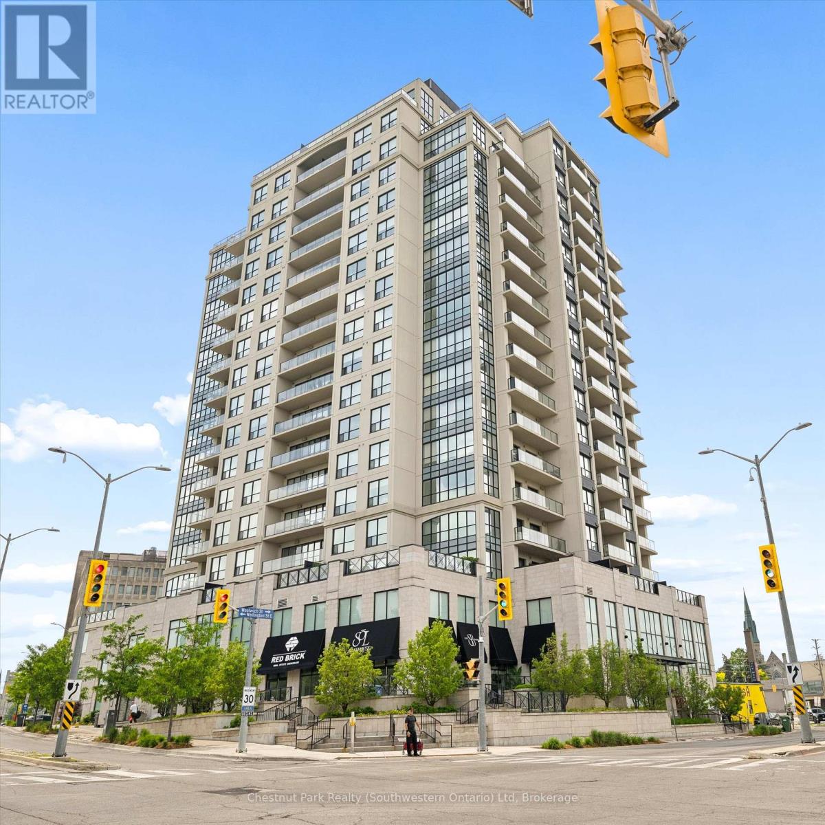 #405 160 MACDONELL STREET - 2