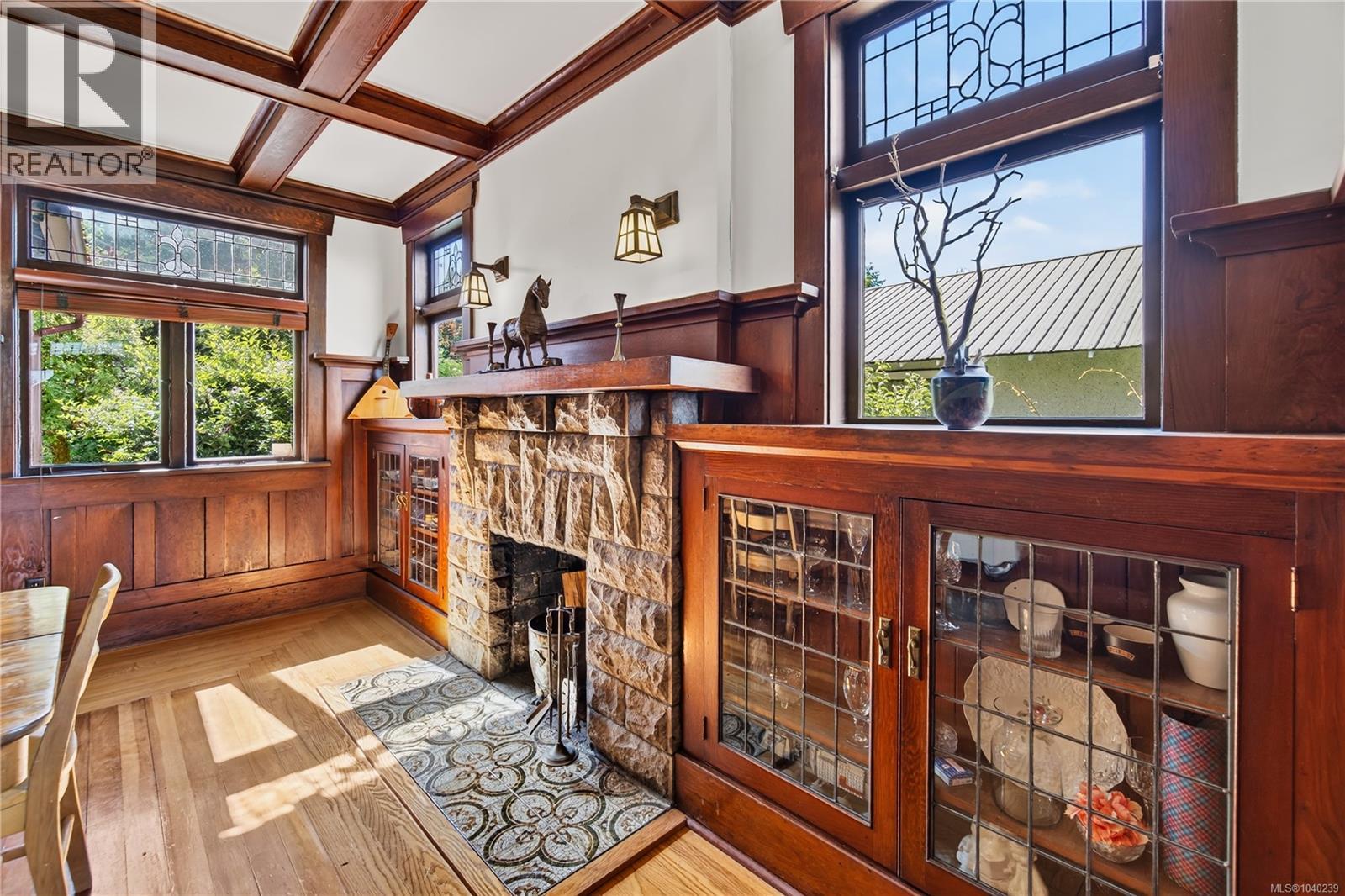 115 Machleary St, Nanaimo