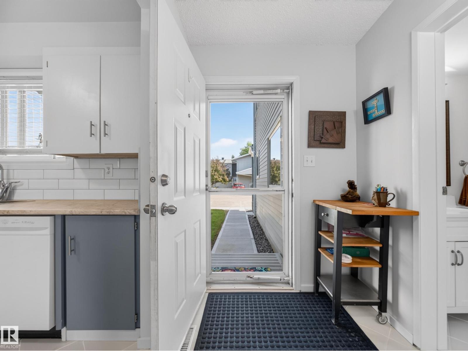 #17 15710 BEAUMARIS RD NW — photo 11