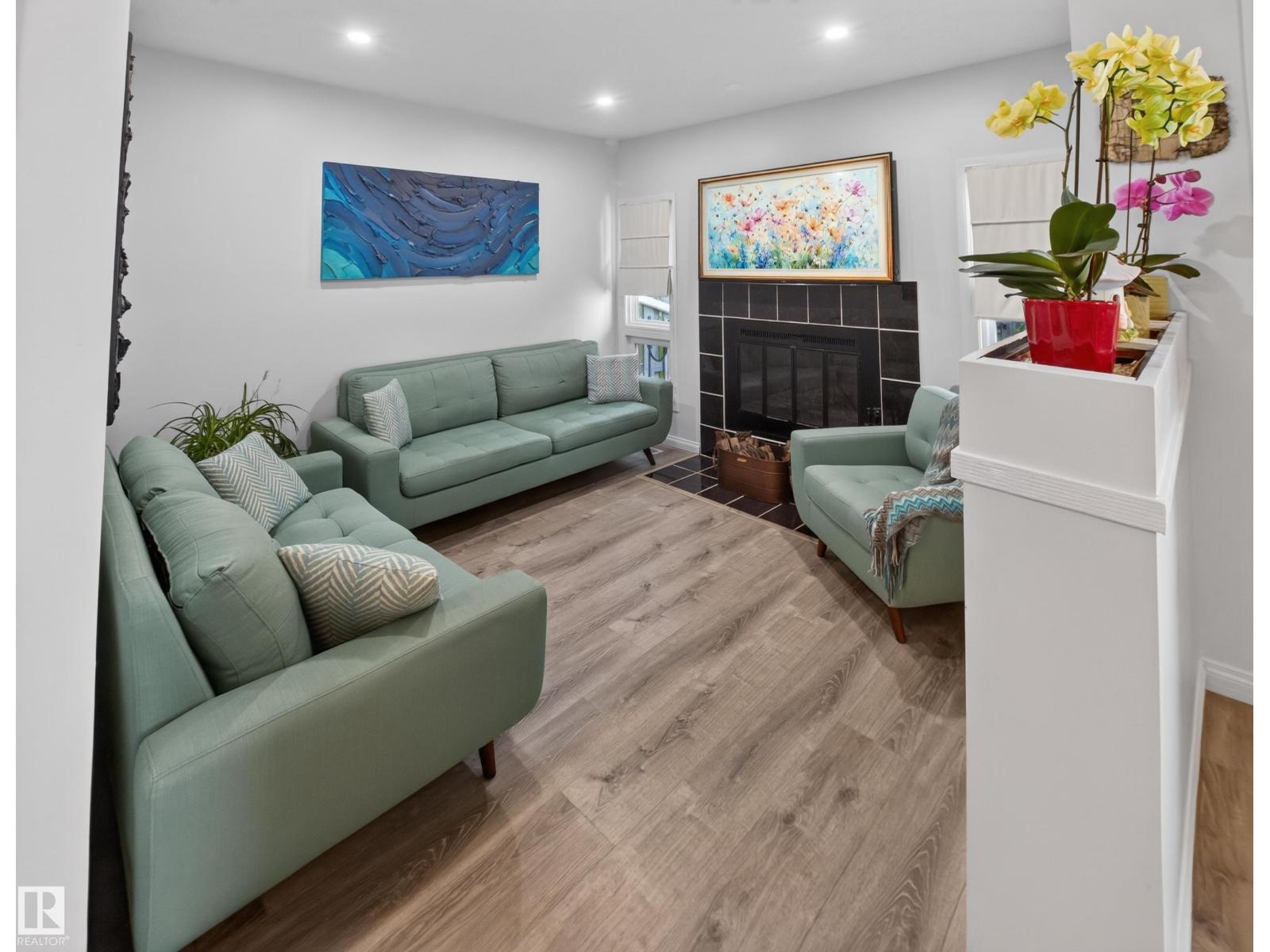 #17 15710 BEAUMARIS RD NW - photo 5